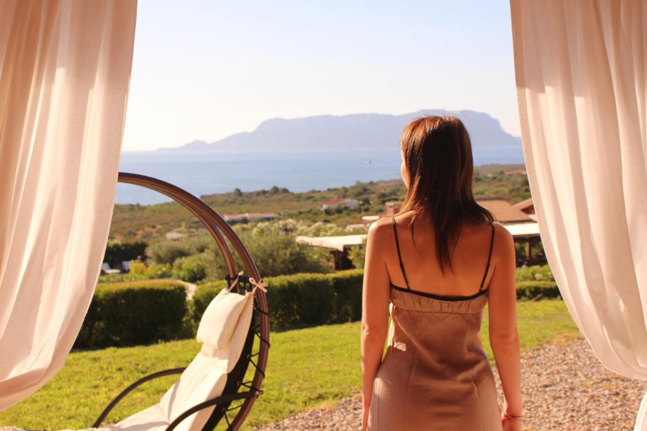 Villa A Golfo Aranci Con Vista Su Tavolara Маринела Екстериор снимка