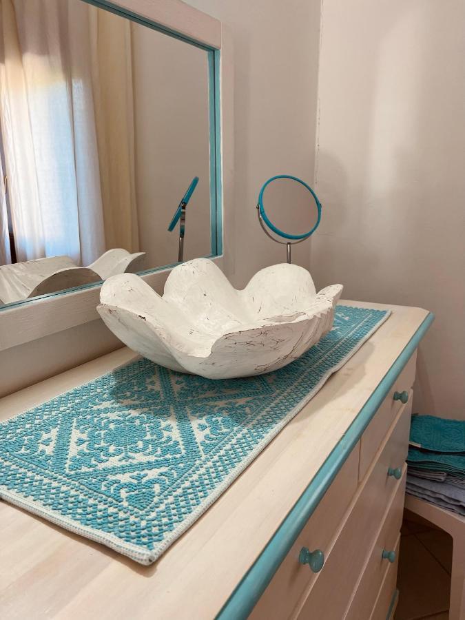 Villa A Golfo Aranci Con Vista Su Tavolara Маринела Екстериор снимка